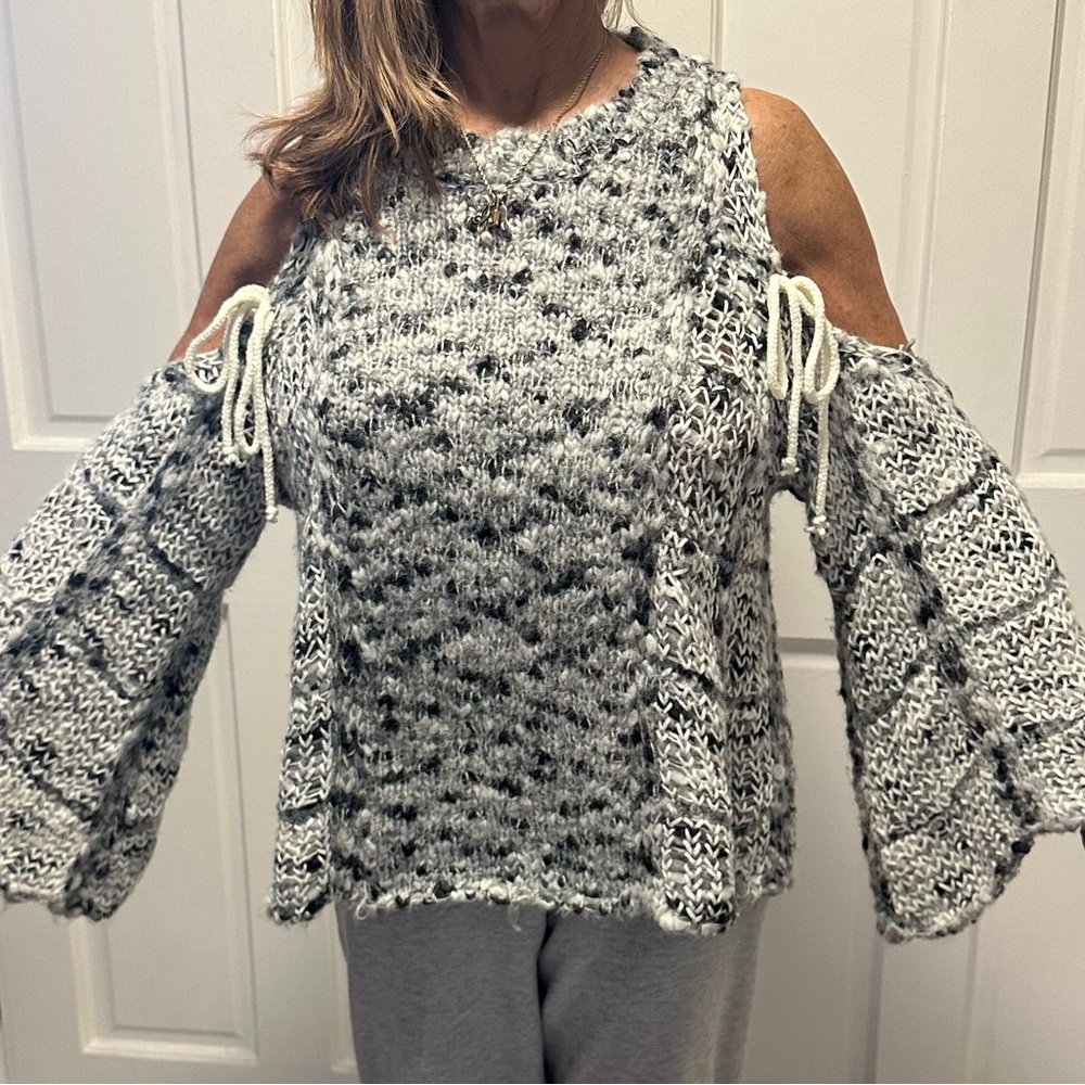 POL Off-the-Shoulder Gray and Cream Sweater